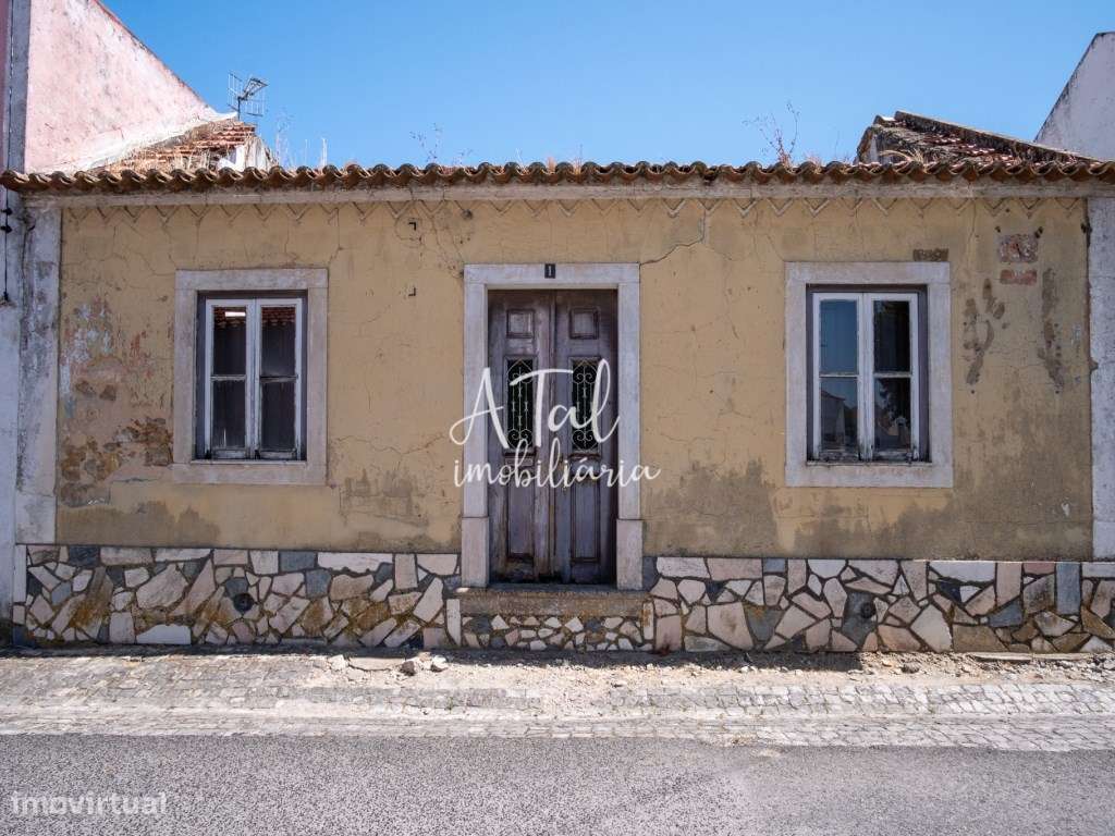 Moradia para Recuperar em Pontével-1