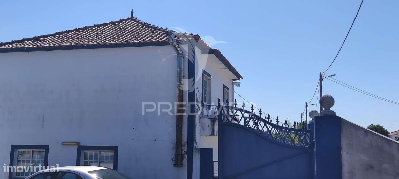 Quinta de 16660 m2 Moradias T3 E T2 e 1 Pavilhão 487 m2 - Grande imagem: 2/31