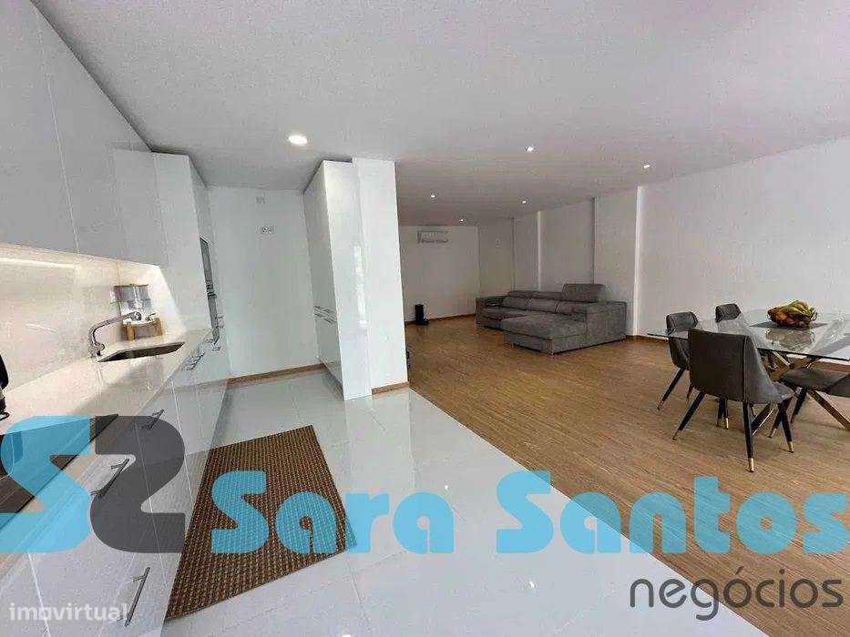 Luxuoso Apartamento T4 Mobiliado com Piscina Aquecida e Churrasquei... - Grande imagem: 5/19