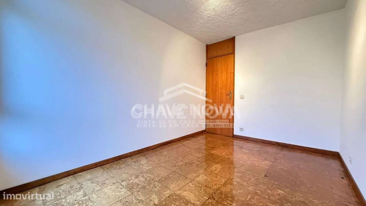Apartamento T3 Duplex c/ Garagem Box - Monte dos Burgos -PRT/01580/MH - Grande imagem: 4/18