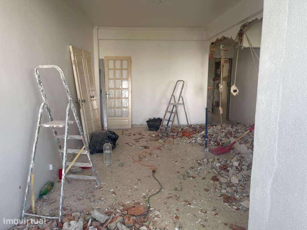 Apartamento T2 Remodelado no Coração de Oeiras - Conforto, Estilo e...-15