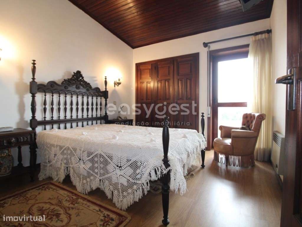 Moradia localizada em zona residencial junto ao HUC em Coimbra - Grande imagem: 5/14