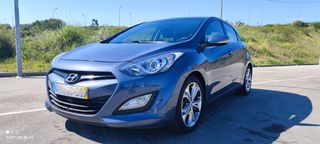 Hyundai i30 blue 1.6 CRDi Classic Navigation