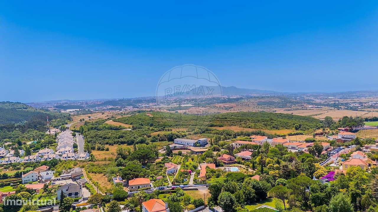 Moradia T6 para venda-10