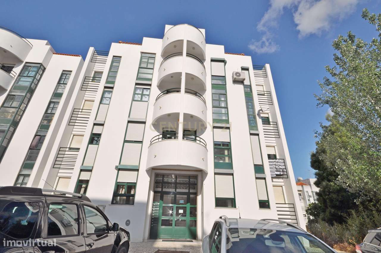 Apartamento T2 com 88m² | Paredes, Alenquer-13