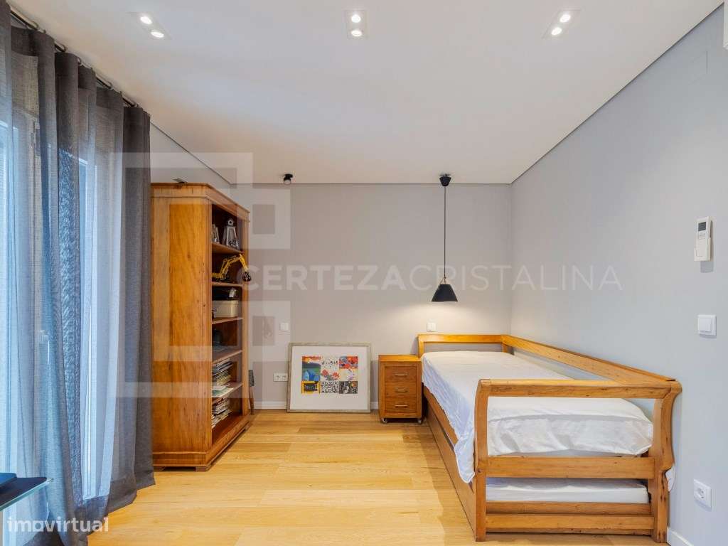 Moradia de Charme com Design Contemporâneo e Espaço Exterior | Cent...-19