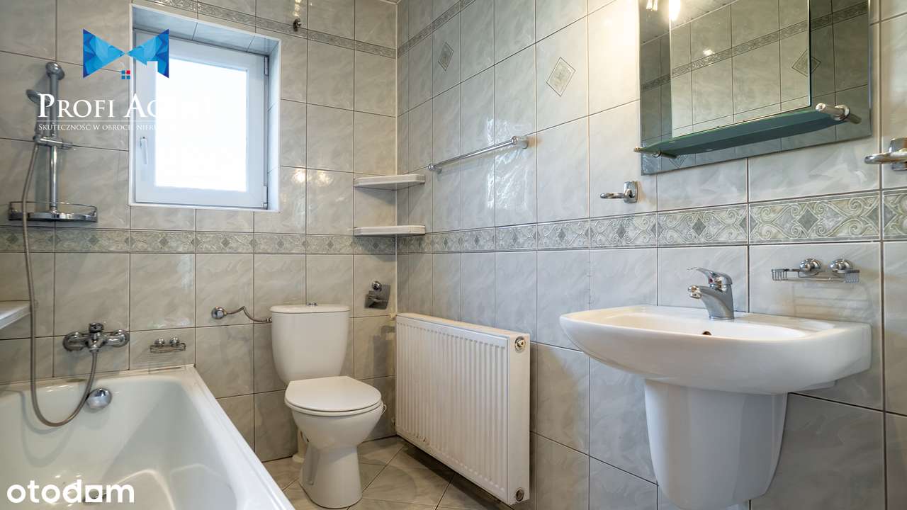 Przestrzeń do życia i oddechu – dom z garażem i zieloną działką-14