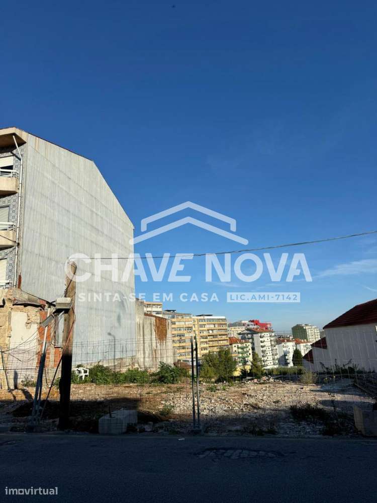 Terreno p/ Construção em Altura c/ Projeto Aprovado - Grande imagem: 5/7