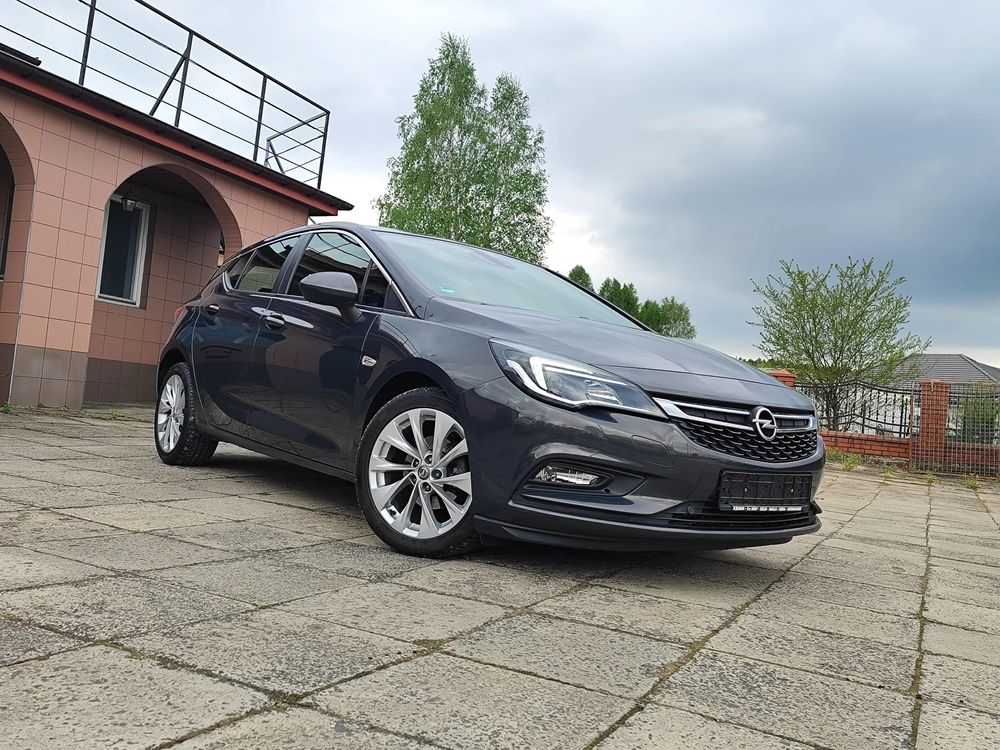 Opel Astra K 1.4 Turbo Exklusiv 2015