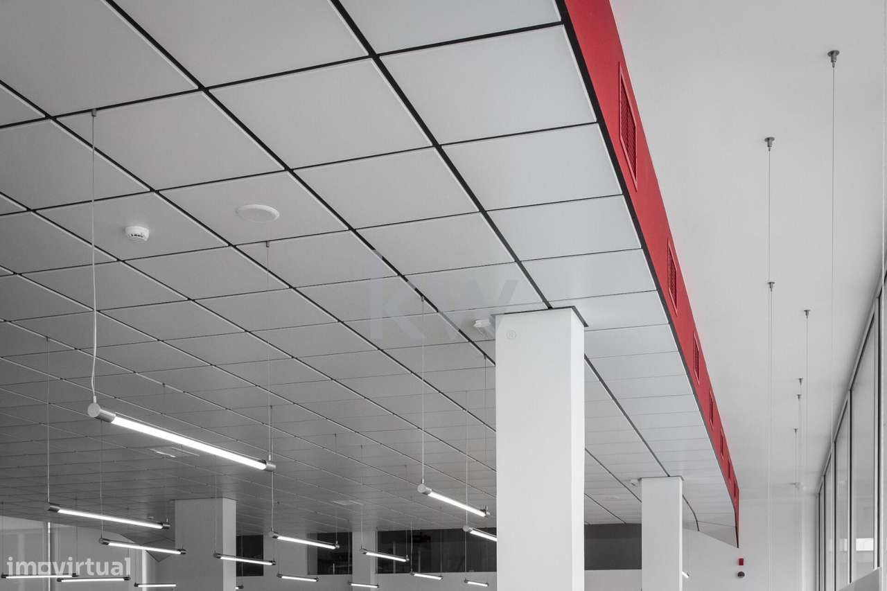 Loja em Matosinhos Sul amplas áreas - 329m2 - Grande imagem: 4/13