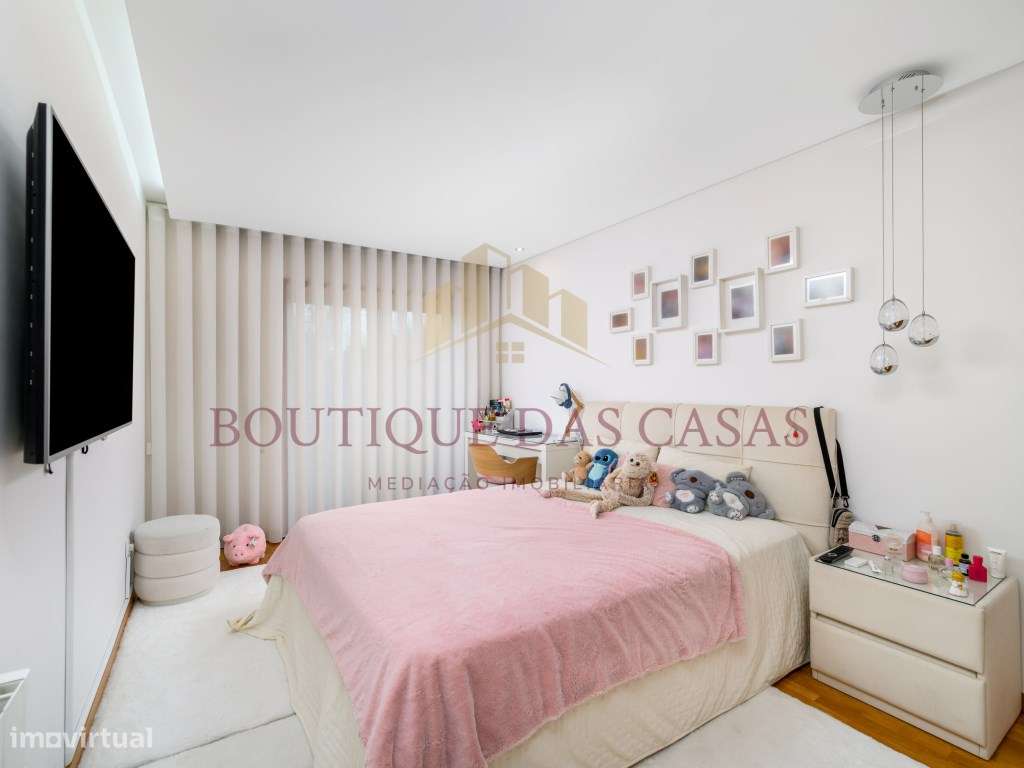 Moradia T5 em Perosinho-14