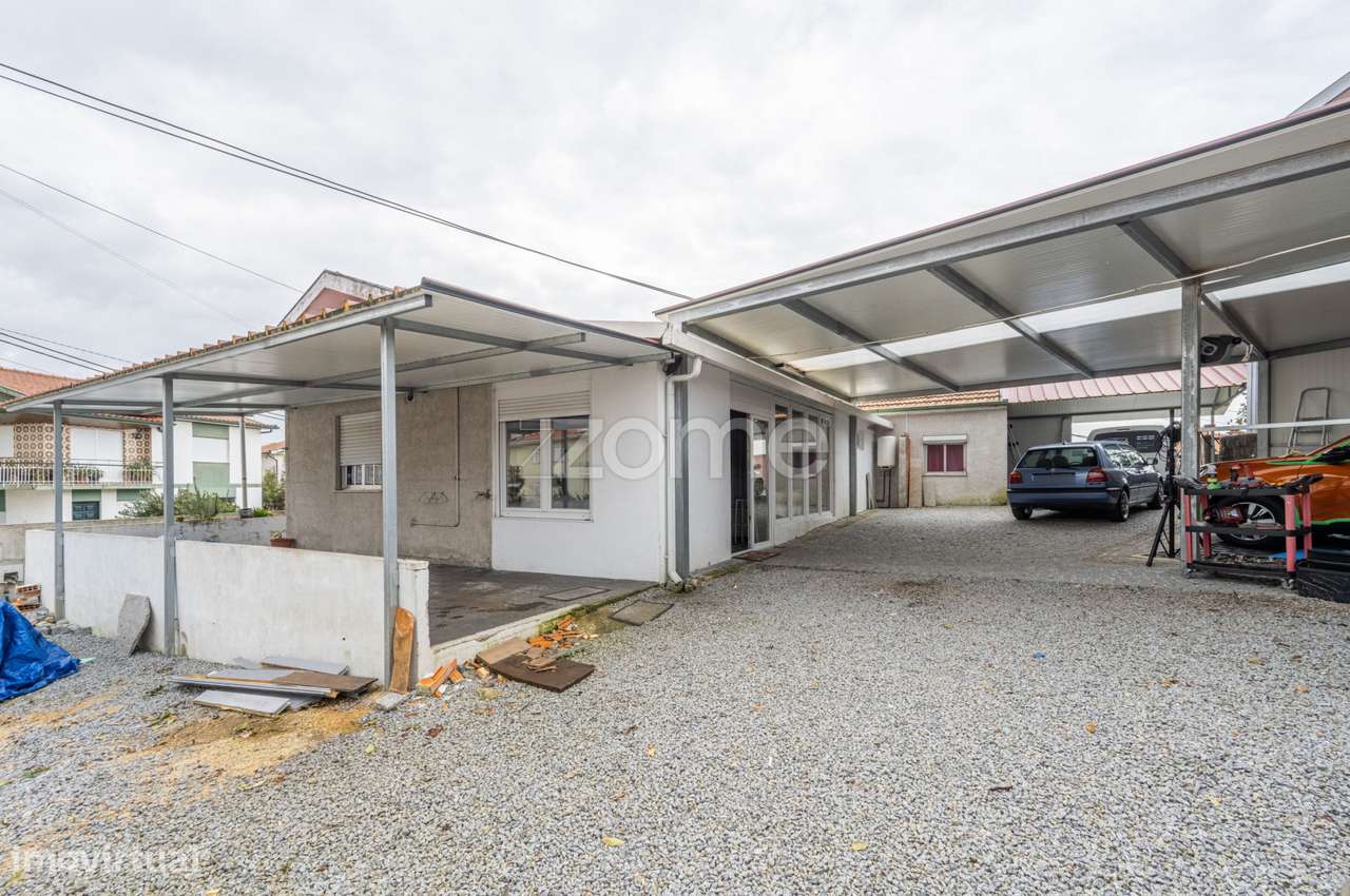 Moradia T4, em Ribeirão, Vila Nova de Famalicão-30