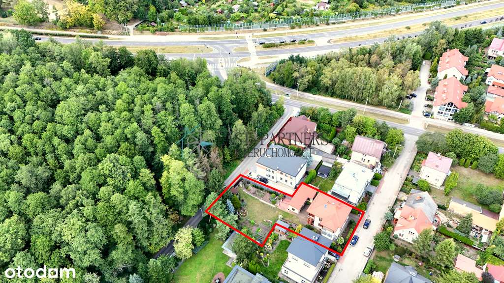 Idealne Miejsce Pod Inwestycje- Działka- 1074 m2-1