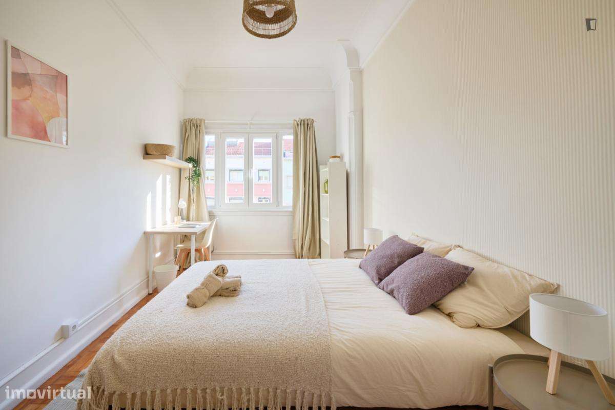 Quarto - localizado em Alameda Lisbon - Grande imagem: 3/10
