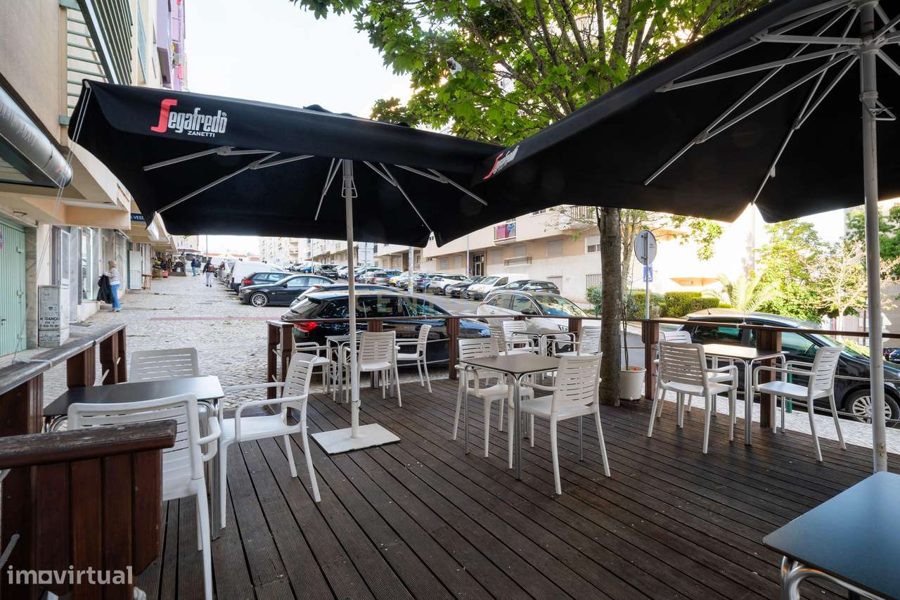 Espaço Comercial - Pastelaria - Monte Abraão - Queluz-Massamá - Grande imagem: 5/17