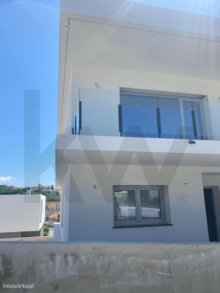 Moradia T3 em Fonte Boa dos Nabos na Ericeira-54