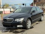 Skoda Superb 2.0 TDI 4X4 Elegance - 1