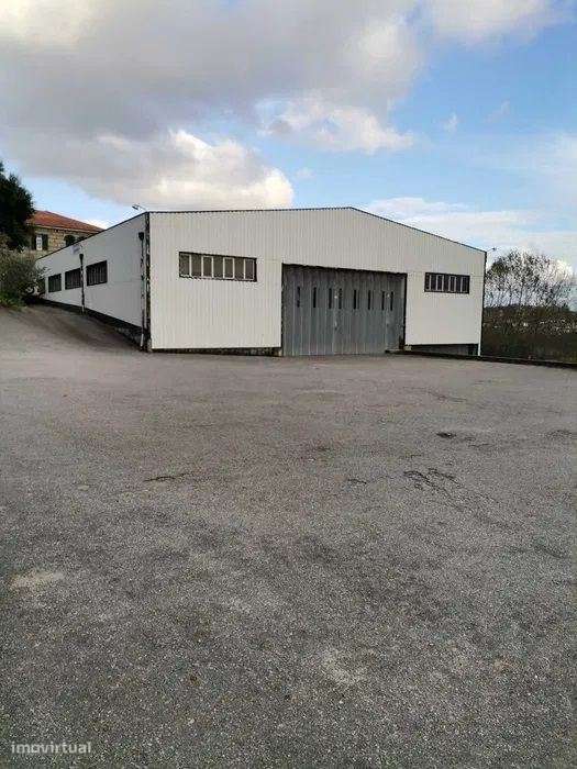 Casa e Armazém para Venda - Paços de Ferreira - Grande imagem: 2/3