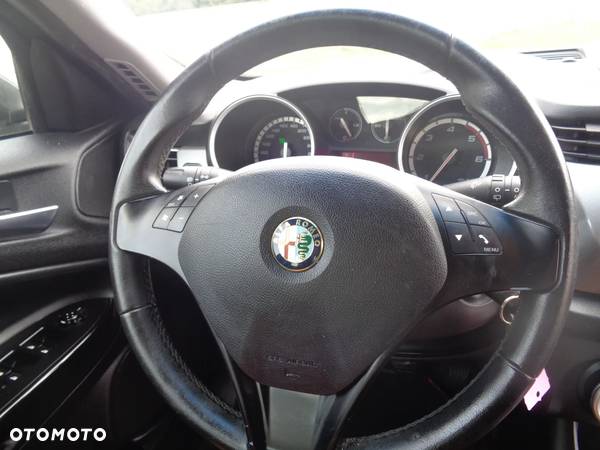 Alfa Romeo Giulietta 1.6 JTDM 16V Impression - 10