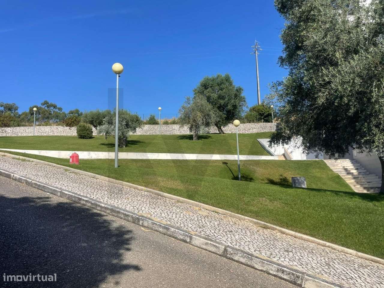 APARTAMENTO T3 EM CONDOMÍNIO EXCLUSIVO NA AZAMBUJA - Grande imagem: 5/21