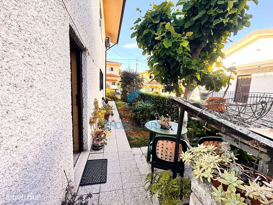 Moradia T3 com jardim e terreno | Lousado-7
