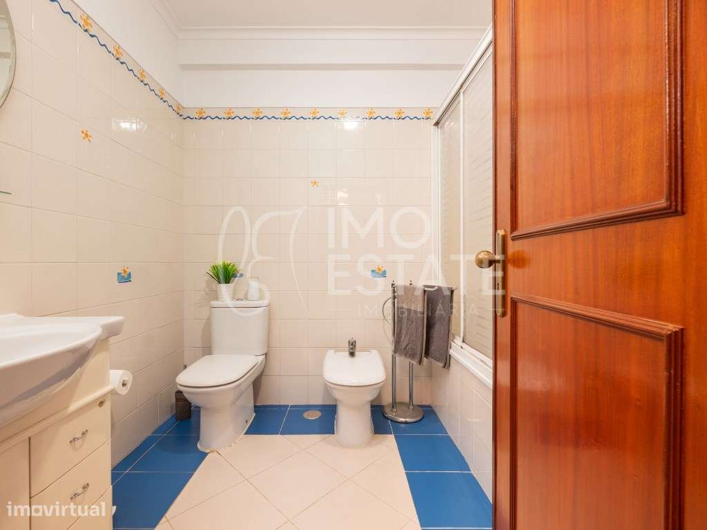 Apartamento T2 Linda-a-Velha-14