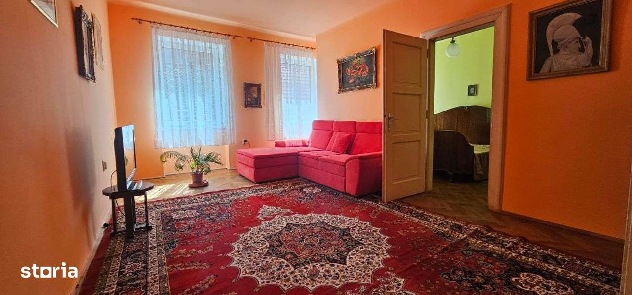 Apartament 3 camere cu 2 unități locative, Str Postavarului - Imagine principală: 1/12