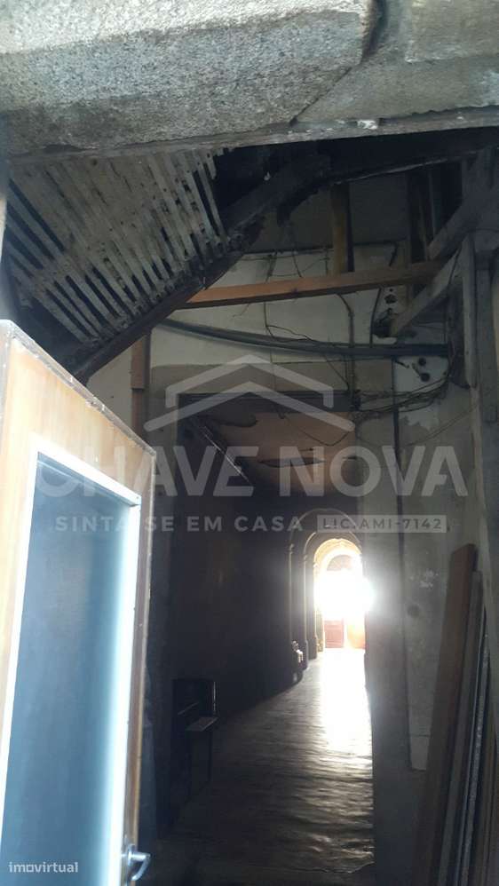 Prédio para reabilitar c/ PIP Aprovado na Baixa do Porto-18