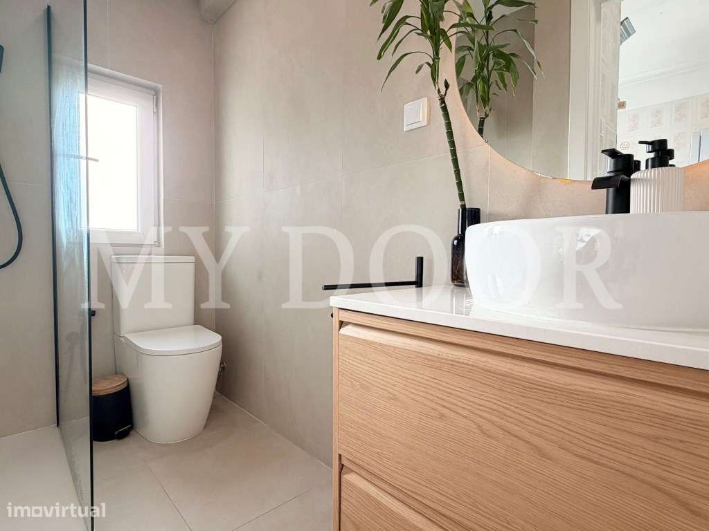 Apartamento T2 - Moscavide - Vista e muita LUZ - 3º andar-32