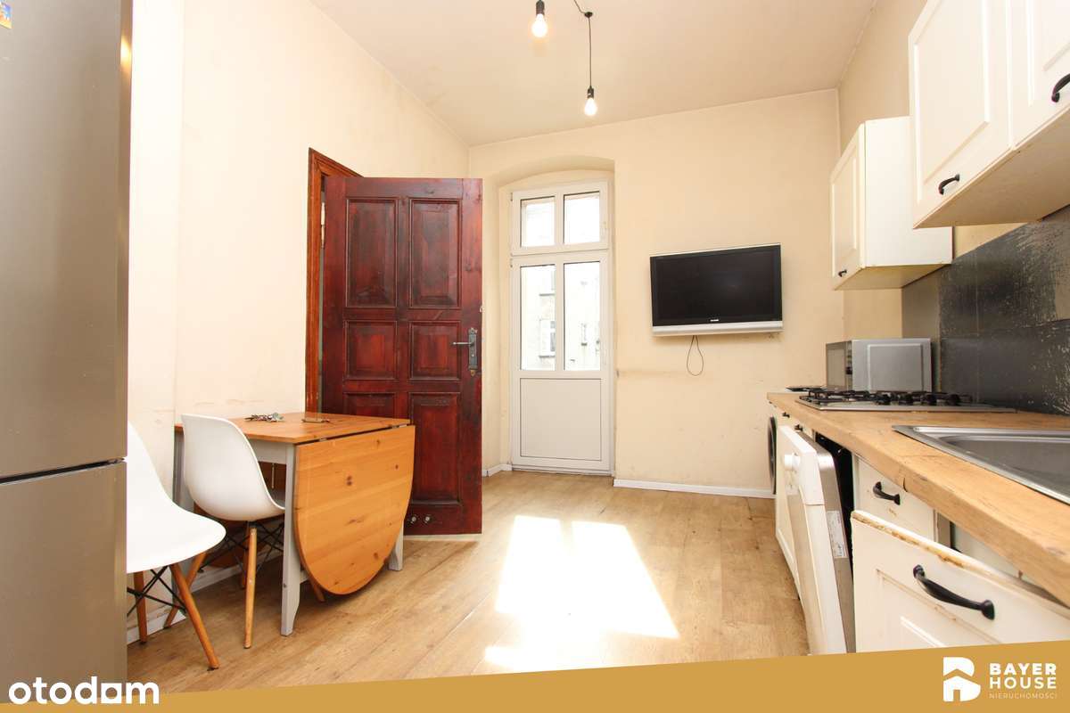 Gliwice | 100 m² | 3 pokoje | 2 łazienki | balkon | kamienica |-2