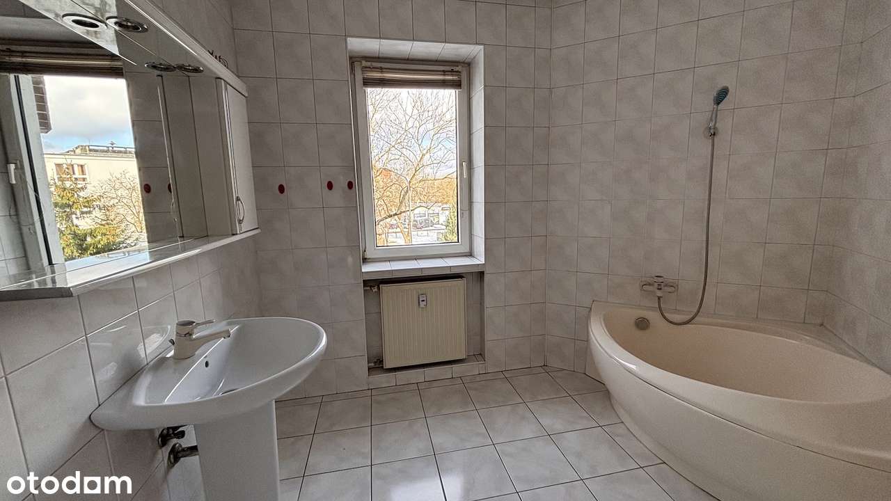 blok ATANERA*** ul. Jeżycka*** trzy oddzielne pokoje - Pełny obrazek: 4/16