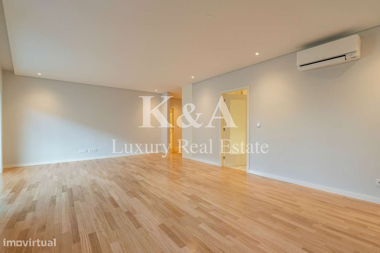 Apartamento T3 Venda em Aldoar, Foz do Douro e Nevogilde,Porto - Grande imagem: 2/4