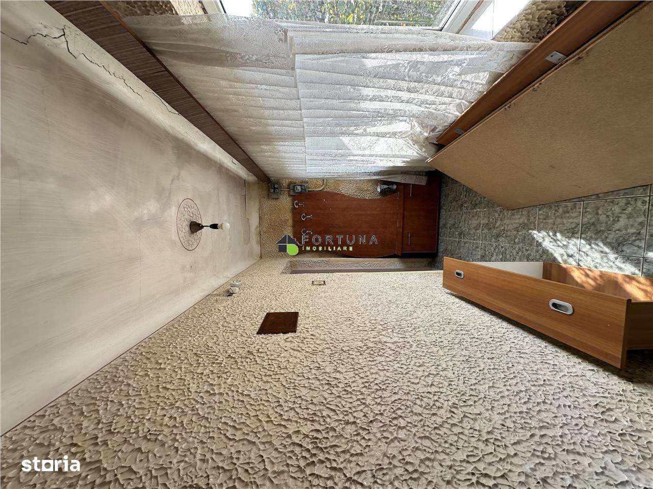 Casa de vanzare în zona linistita - Imagine principală: 5/10