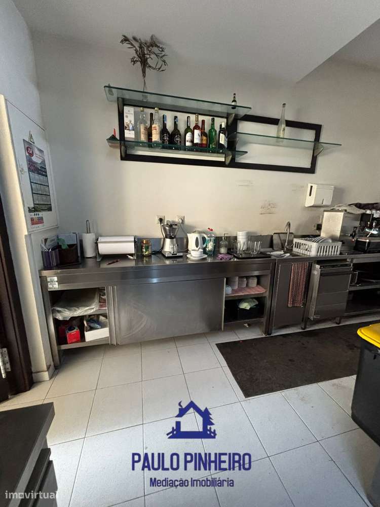 Trespasse de Confeitaria – Pão Quente | Rio Tinto-21