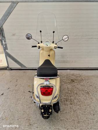 Piaggio Vespa - 27