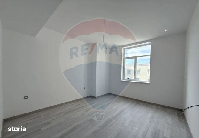 Vanzare apartament 2 camere - zona Vitan-4
