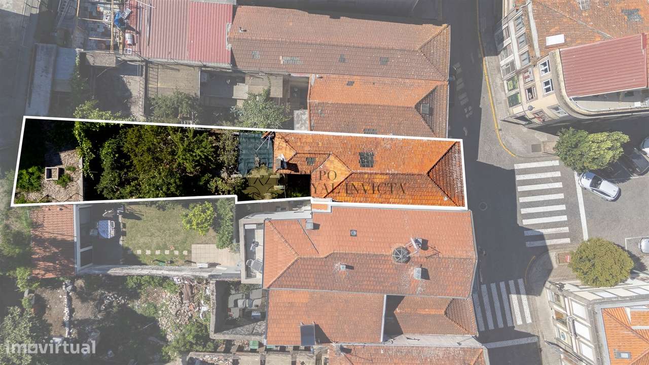 Prédio com Potencial na Rua do Bonjardim – Coração da Baixa do Porto - Grande imagem: 4/43
