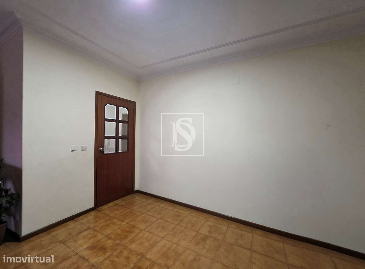 Apartamento T3 no centro de Fafe-18