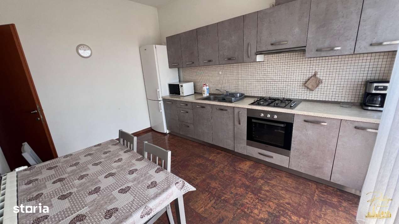 Apartament penthouse cu 3 camere de inchiriat in zona Nufarul - Oradea - Imagine principală: 4/17