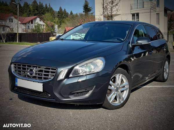 Volvo V60 D3 Start-Stop Momentum - 1