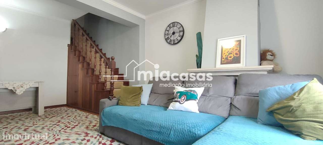 APARTAMENTO T3 DUPLEX - OIÃ-10