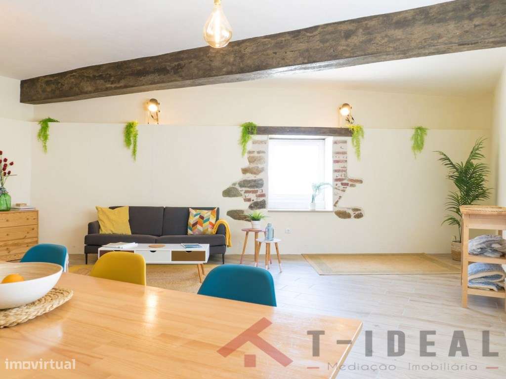 Moradia Renovada Perto Praias-11