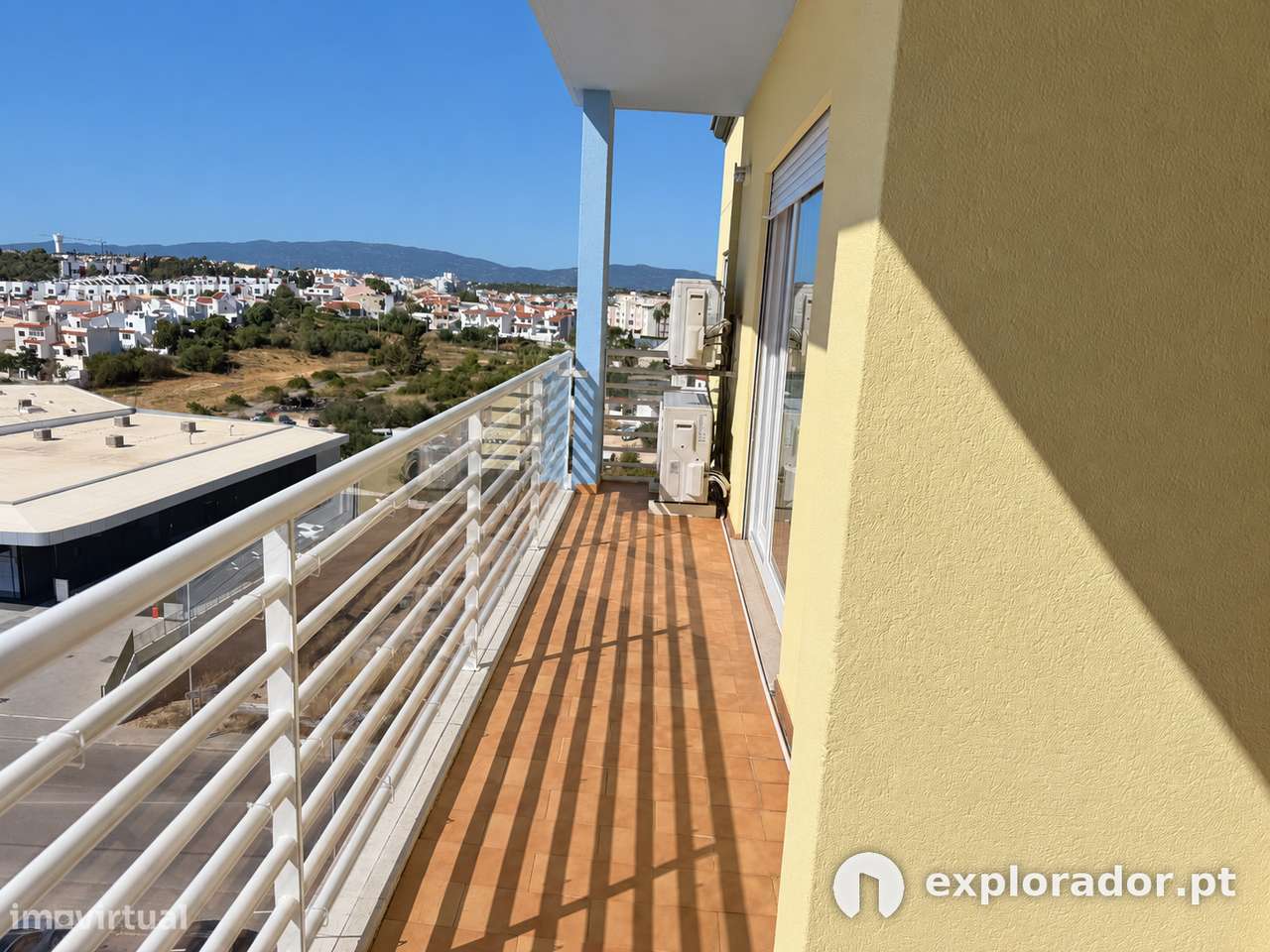 Apartamento T3, com Varanda, em Portimão-12