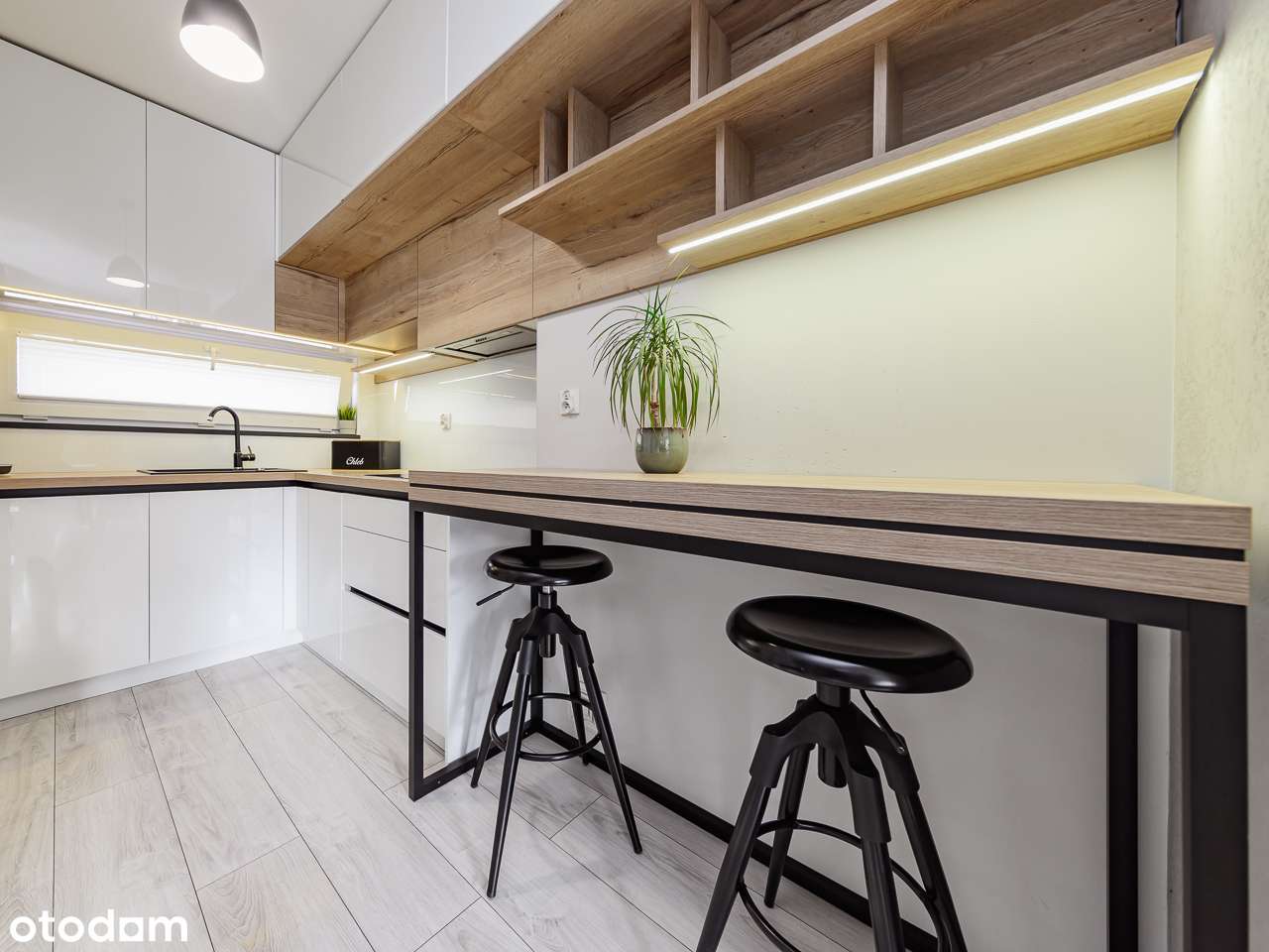 Piaseczno, Wysoki Standard! dwa miejsca postojowe, balkon, ogród-4