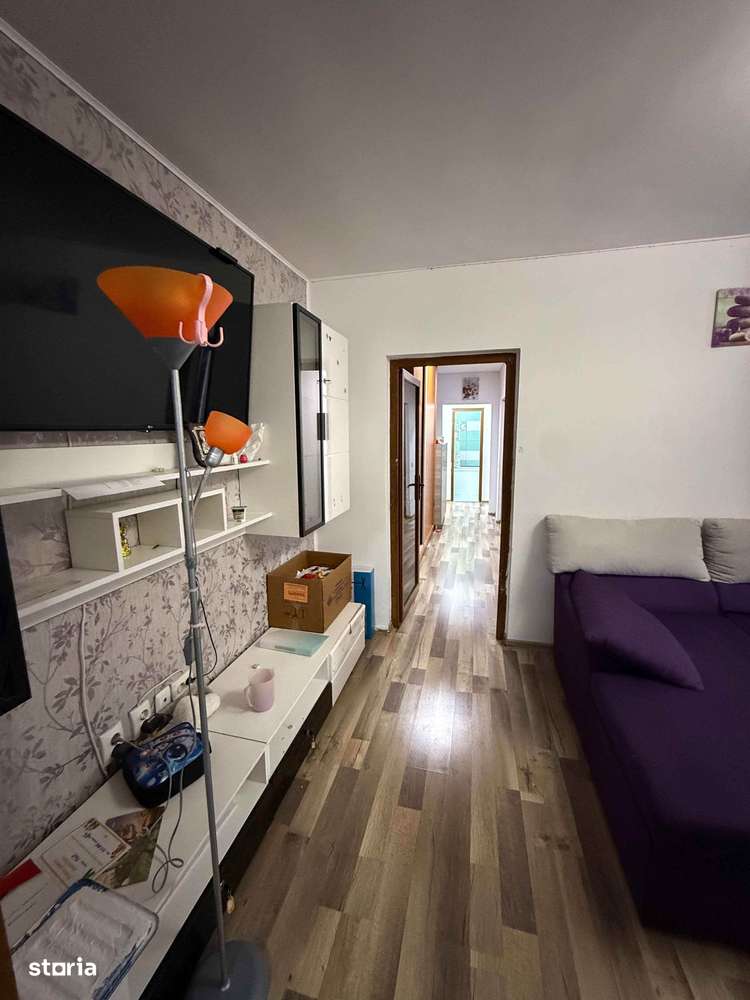 De vânzare apartament 4 camere Cartier Hipodrom-1