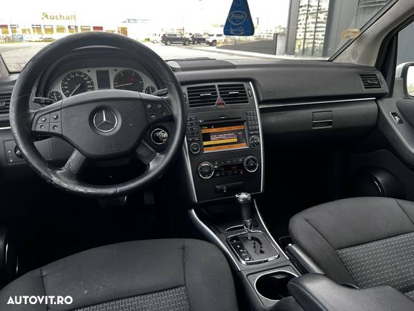 Mercedes-Benz B 200 CDI DPF Autotronic SPORT EDITION - 23