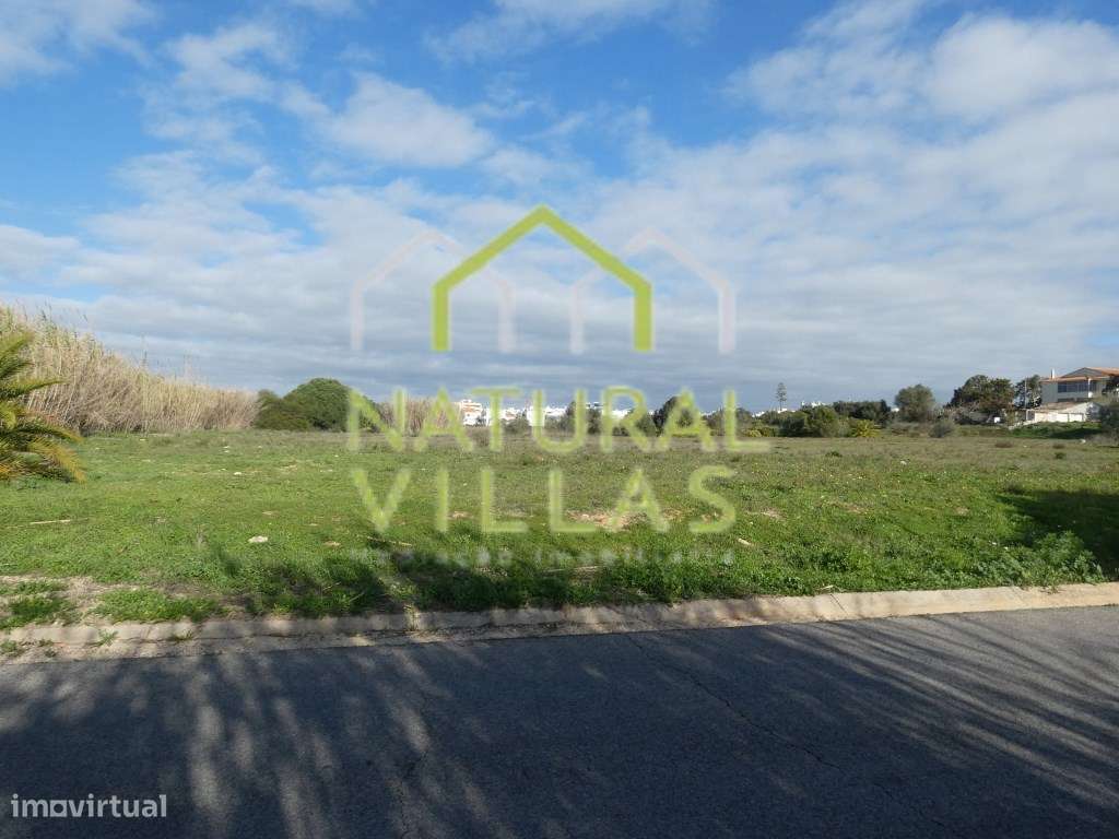 Terreno Plano com Potencial de Investimento em Montenegro, Faro - Grande imagem: 4/5