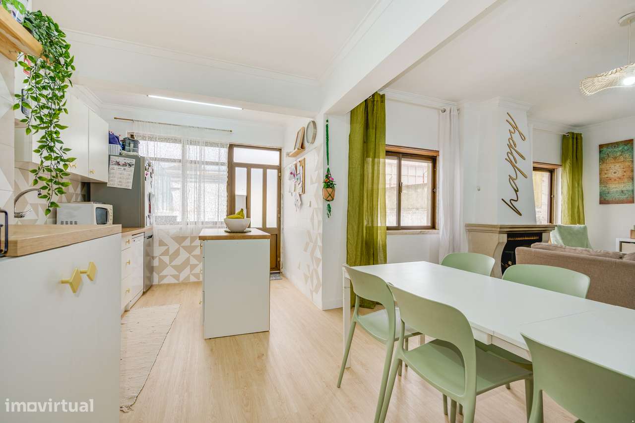 APARTAMENTO T3 | REMODELADO | TERRAÇO 100M2 | MEM MARTINS |  ELEVADOR-8