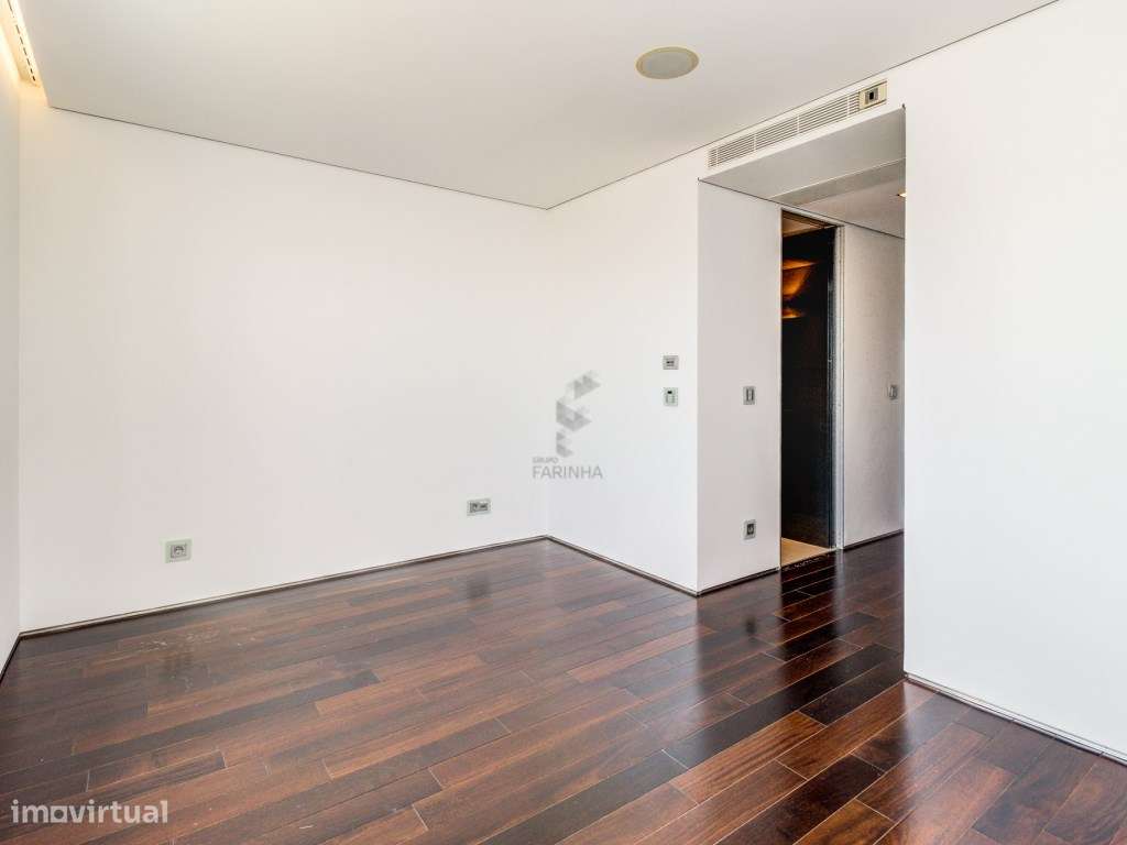 Magnífico apartamento T5 + 1 no Condomínio Jardins São Lourenço - L...-28