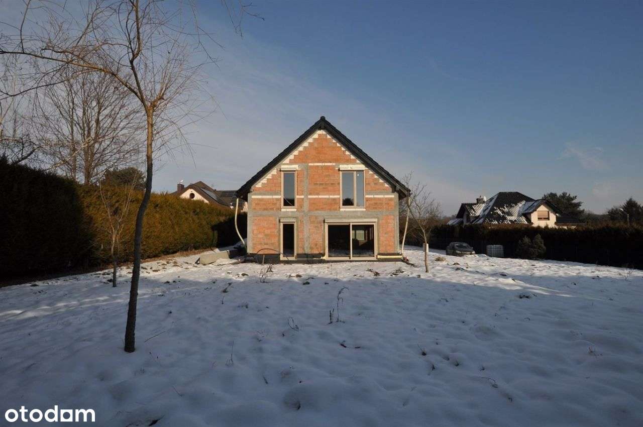 Nowy dom stan surowy zamkniety media-8